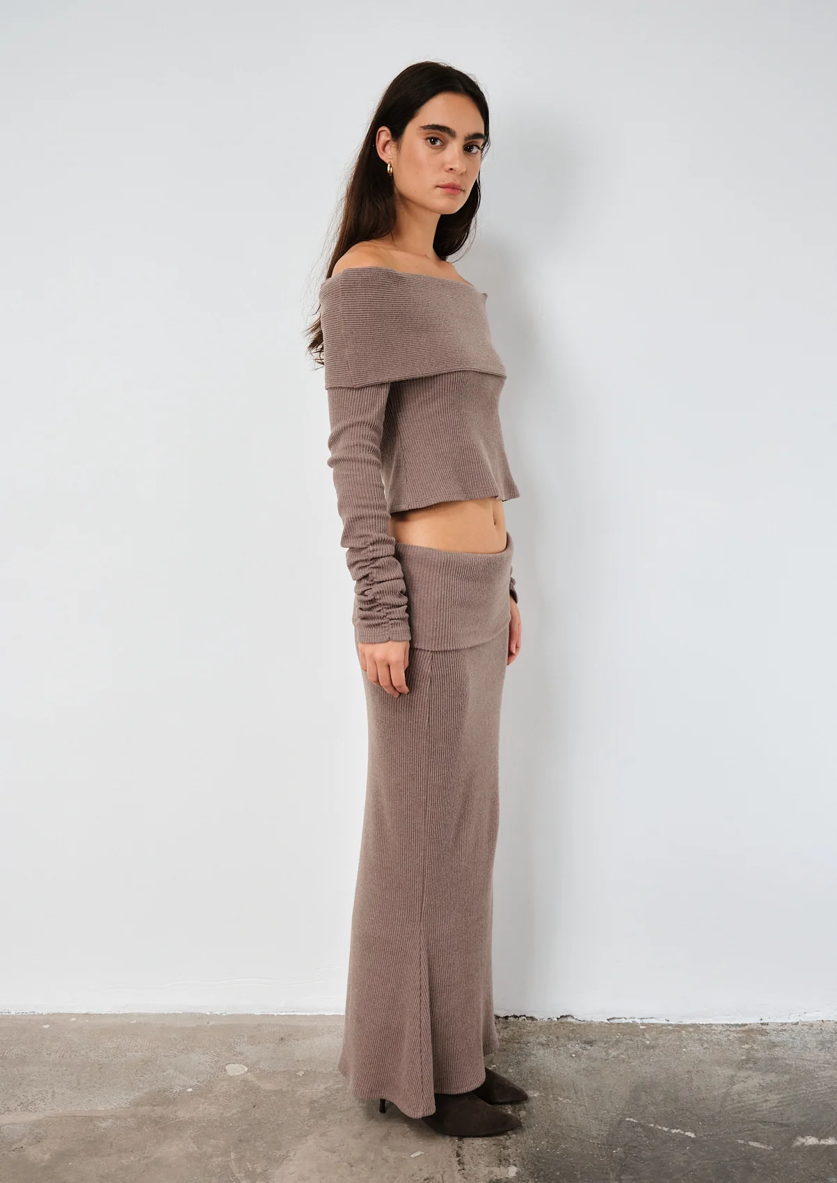 Caricia Taupe Top - Image 12