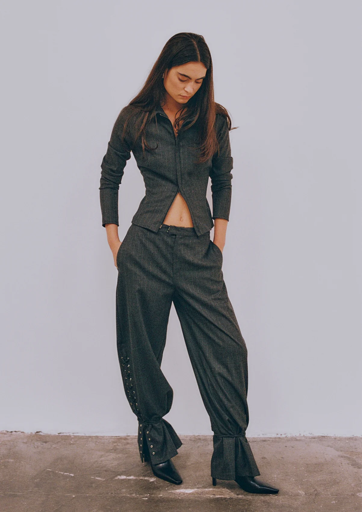 Delirio Pants Gris - Image 4