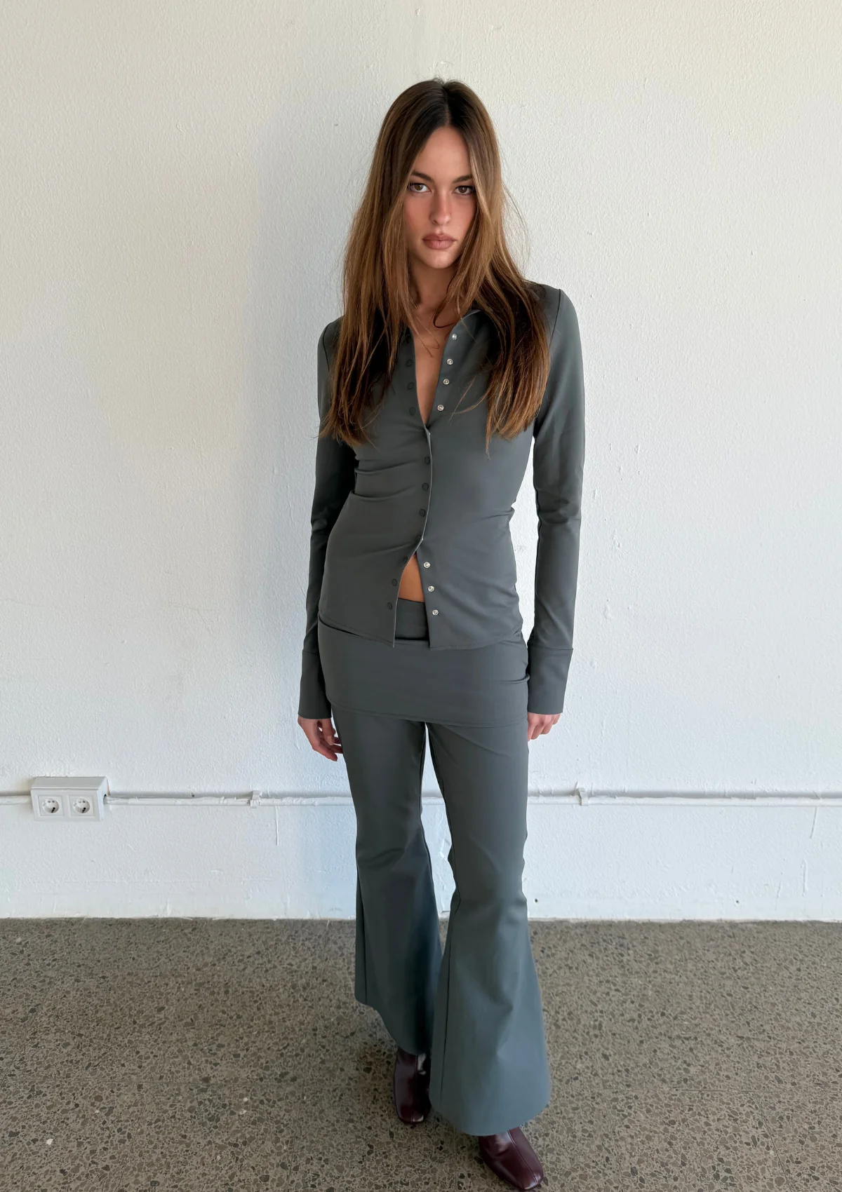 Encanto Overshirt Gris - Image 5
