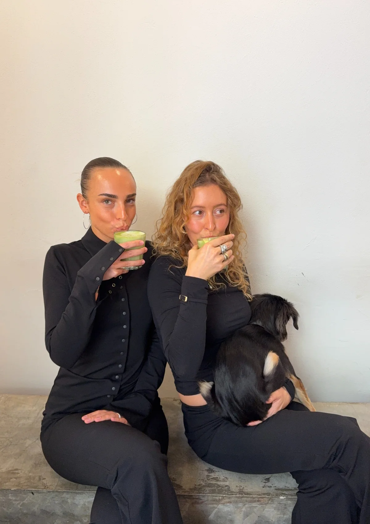 Encanto Overshirt Noir - Image 2