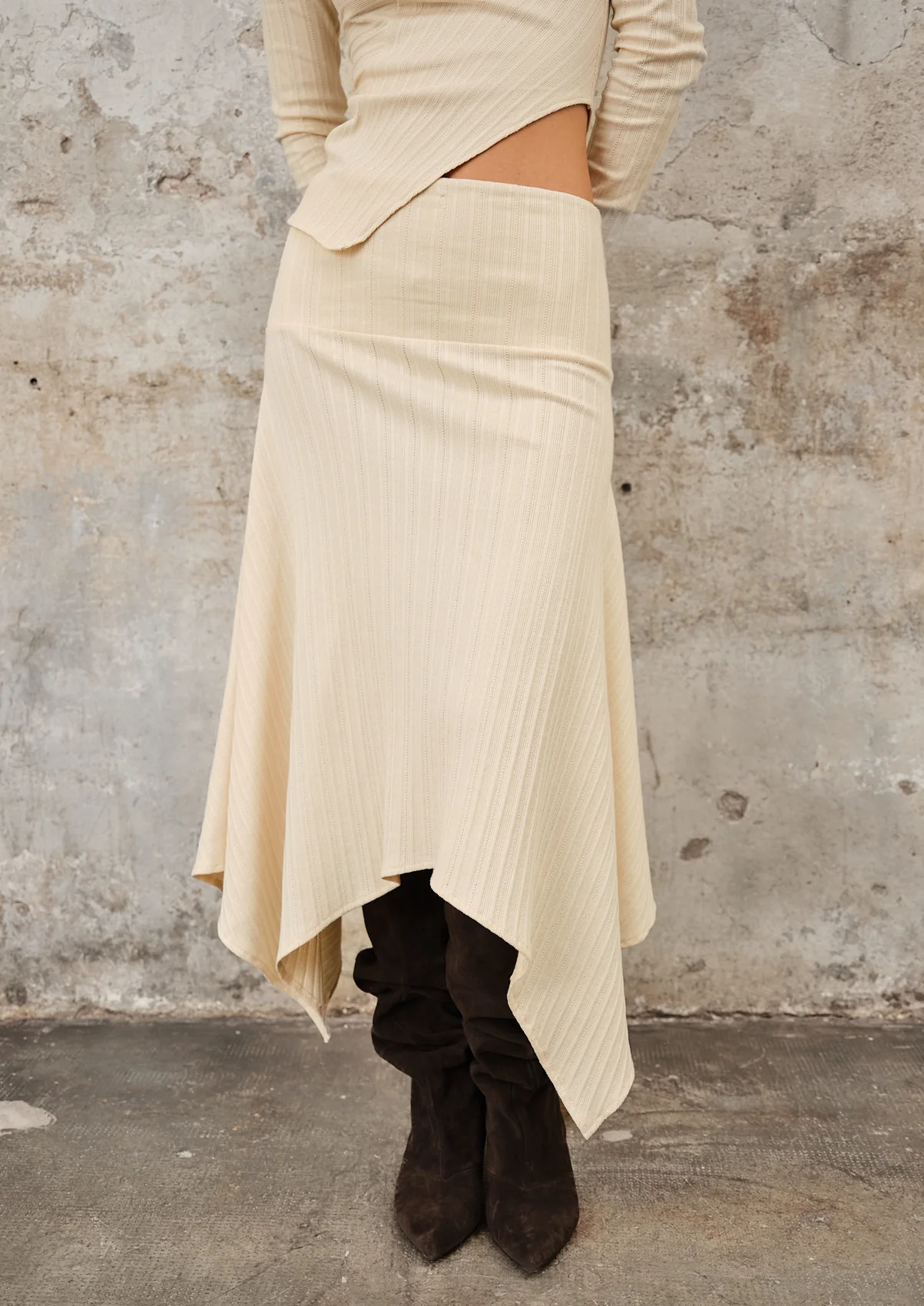 Fragmento Skirt Beige - Image 7