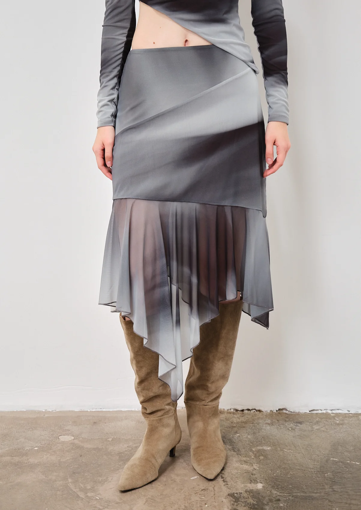 Mirada Gris Skirt - Image 6