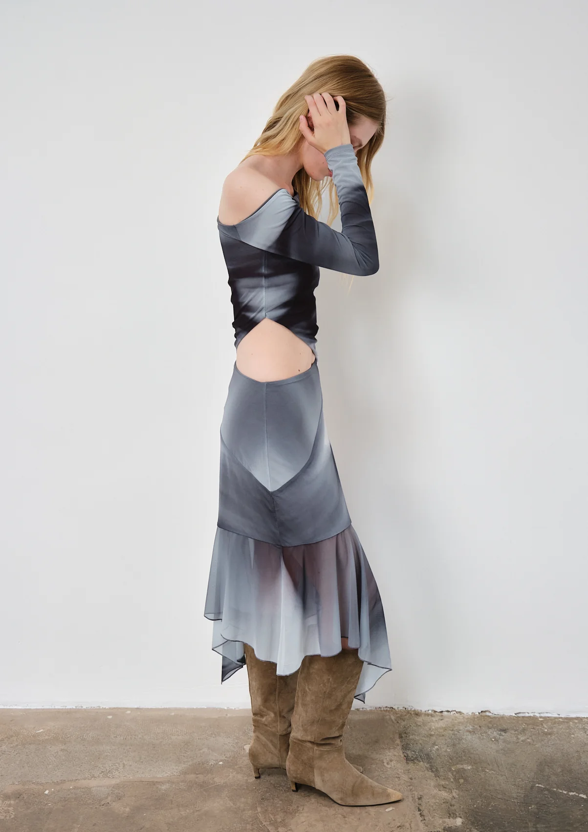 Mirada Gris Skirt - Image 8