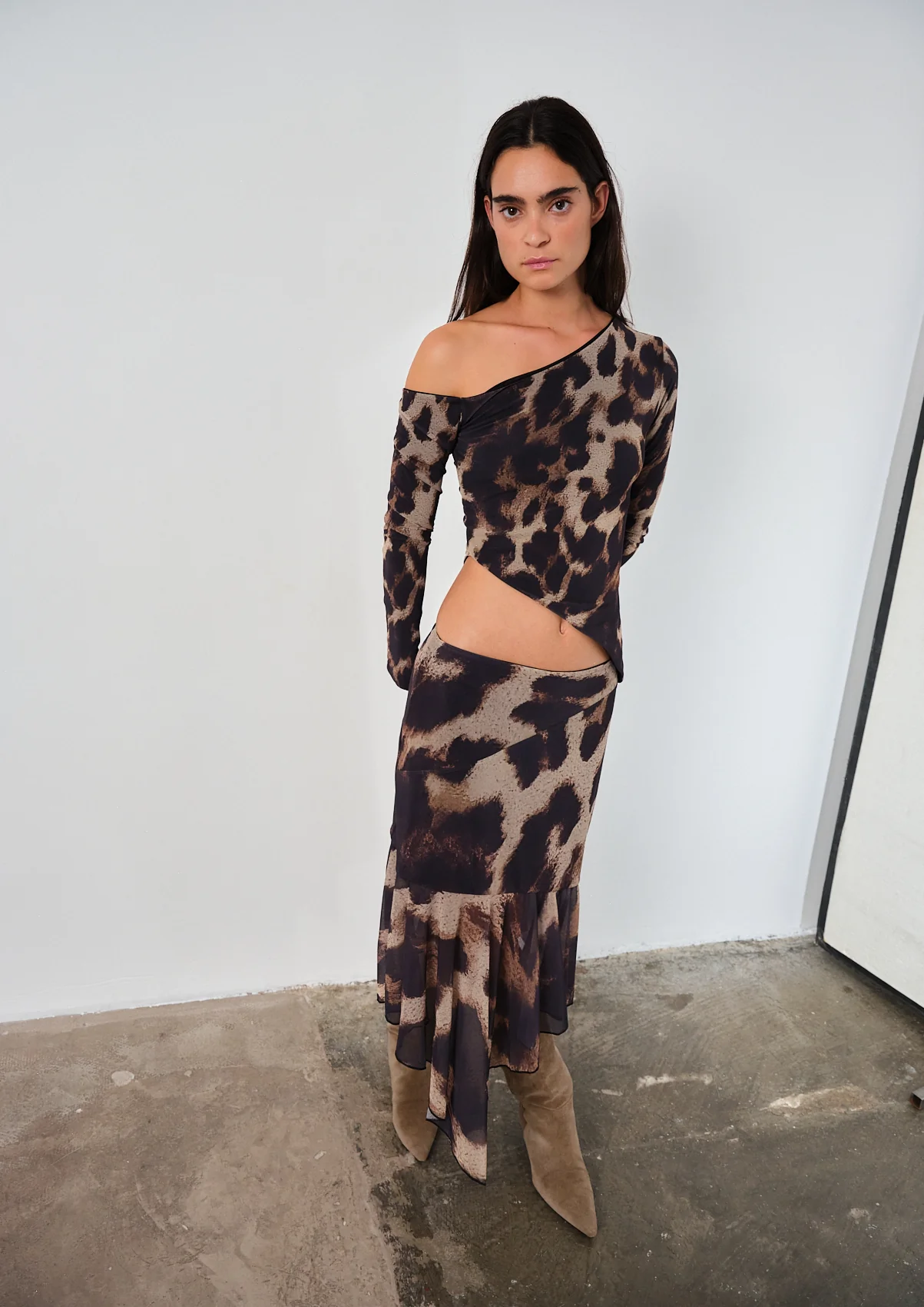 Mirada Leopard Skirt - Image 5